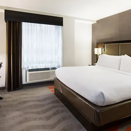Holiday Inn Lower East Side By Ihg New York Exterior photo